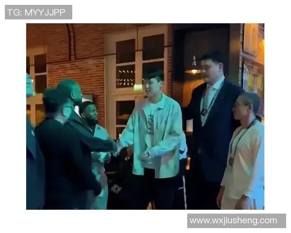 姚明的篮球传奇与吴江故乡情深交融的故事