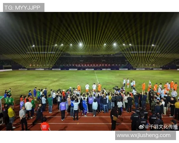 香港足球明星队激情现场献唱展现运动与音乐的完美融合 香港足球明星队激情现场献唱展现运动与音乐的完美融合